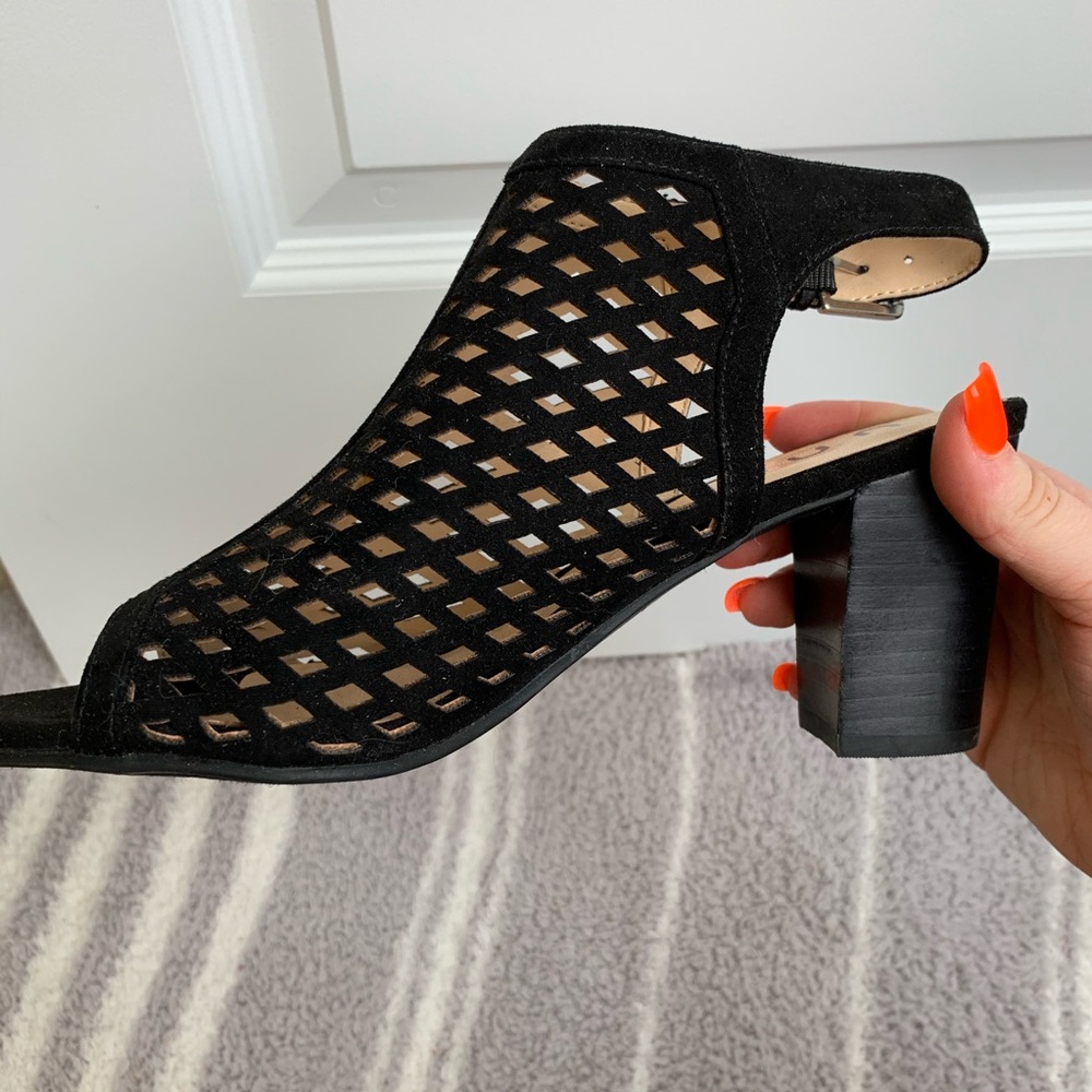 Unisa Black Pumps
